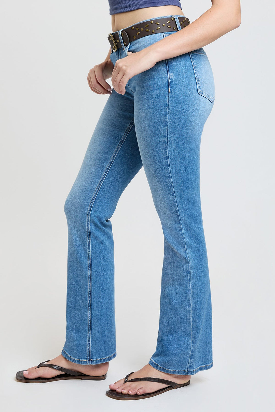 Women's Mid Rise Belted Bootcut Jeans