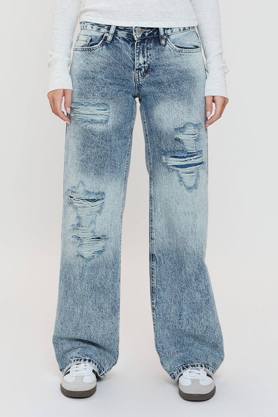 Women's Low Rise Wide Leg Rigid Jeans