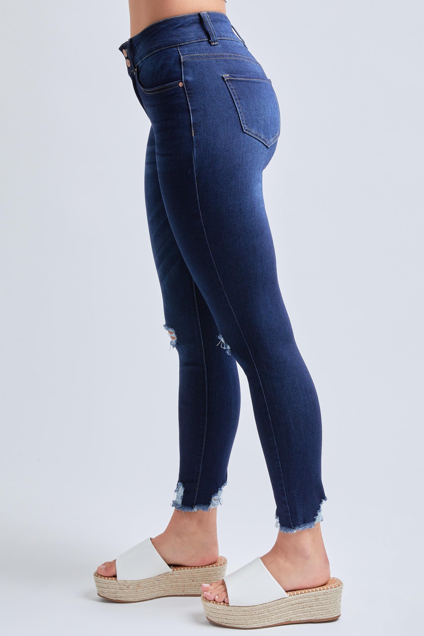 Women's Sustainable Destructed Ankle Hem Jeans