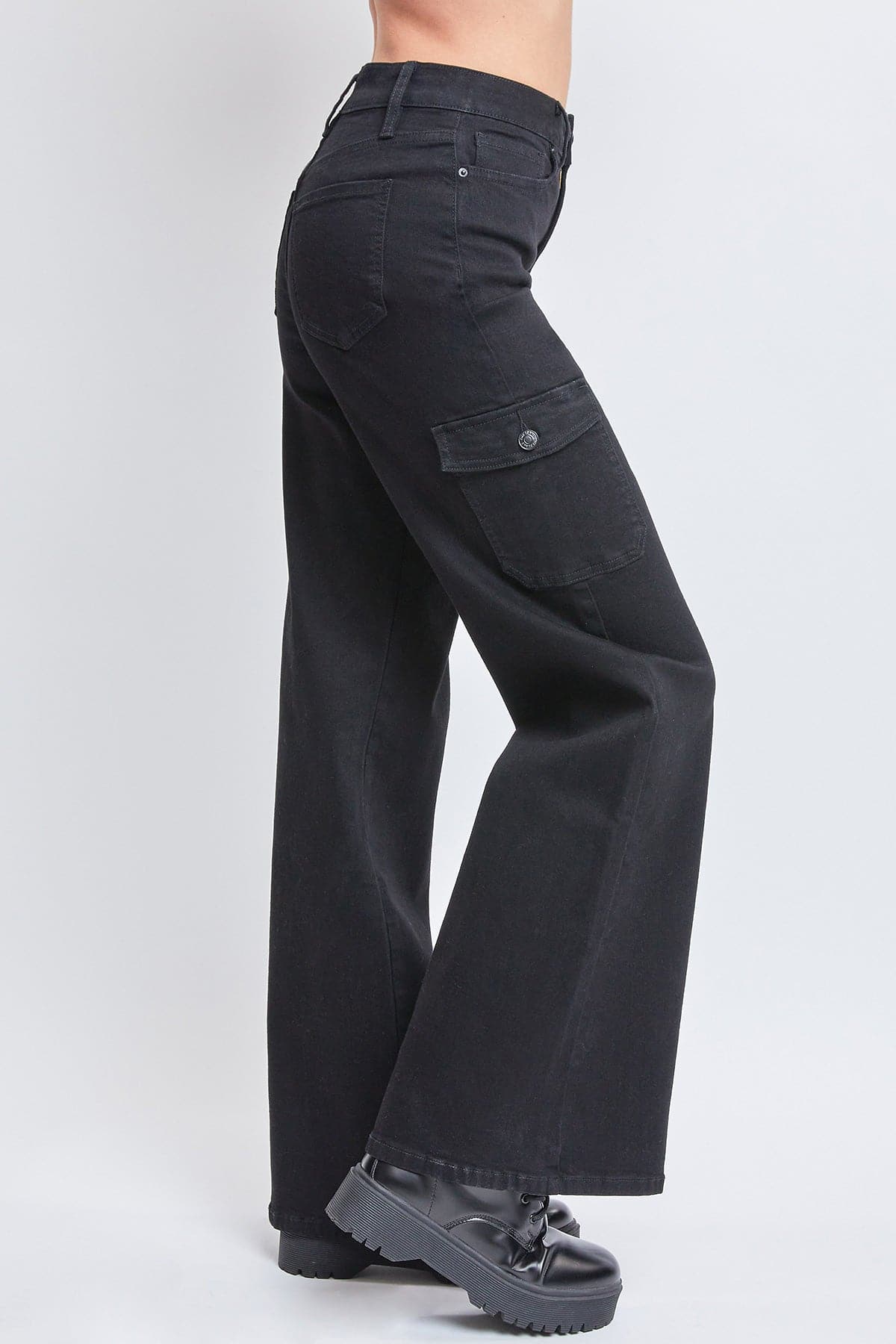 Women's Skater Cargo Wide Leg Jeans