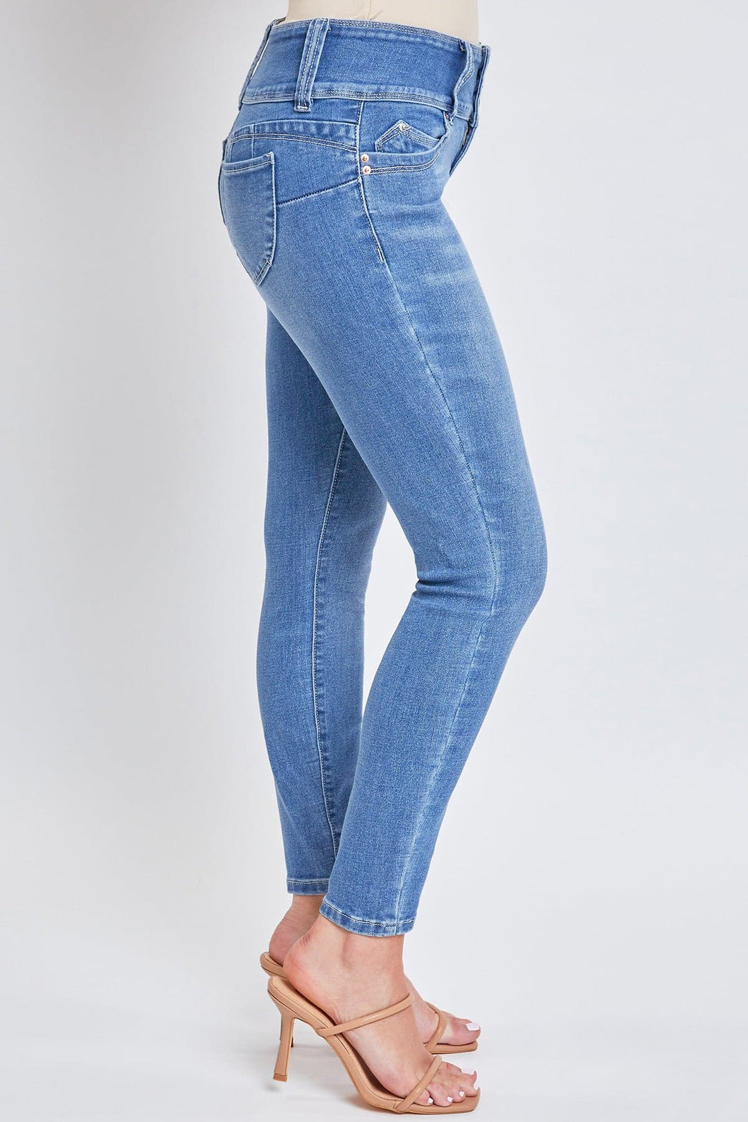 Women’s Sustainable WannaBettaButt Skinny Jeans