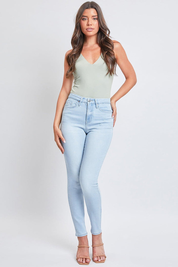Women’s Curvy Fit Skinny Jeans