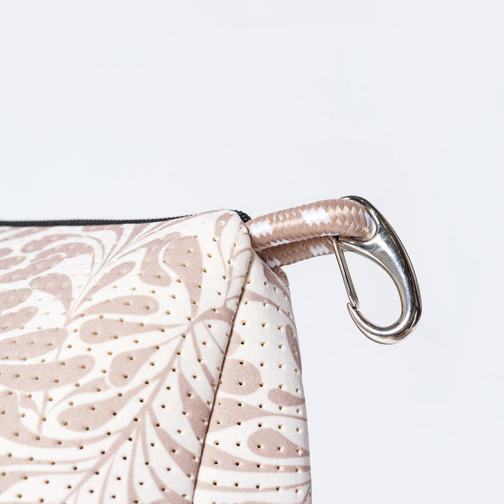 ESSENTIAL POUCH PALM DREAMS BEIGE