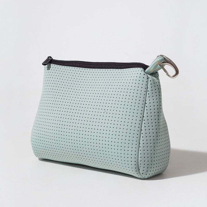 ESSENTIAL POUCH MINTY GREEN