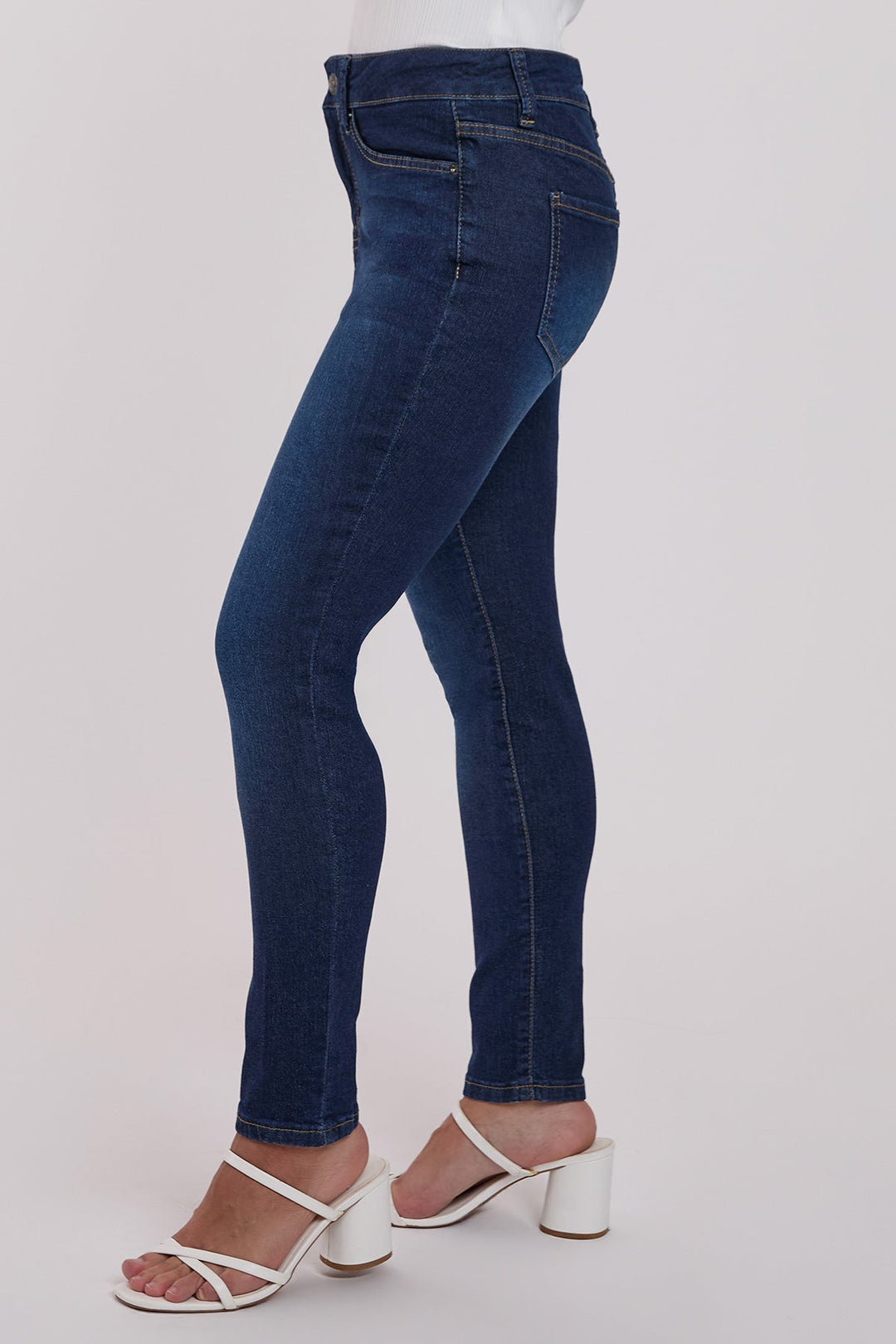 Women's Petite Sustainable High Rise Skinny Jeans