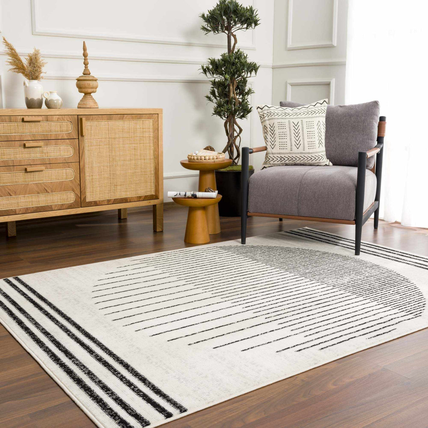 Angus Black&White Geometric Area Rug