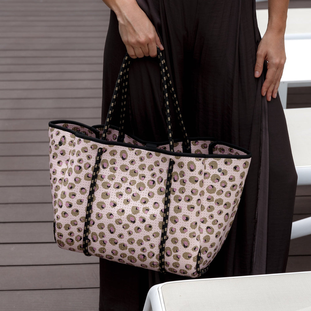 EVERYDAY TOTE WILD OLIVE