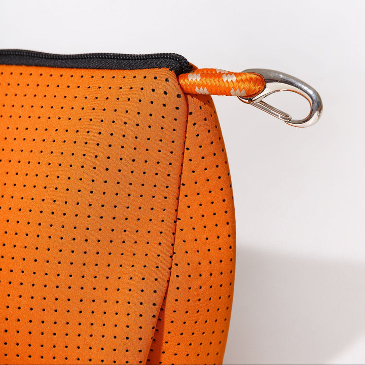 ESSENTIAL POUCH BURNT ORANGE