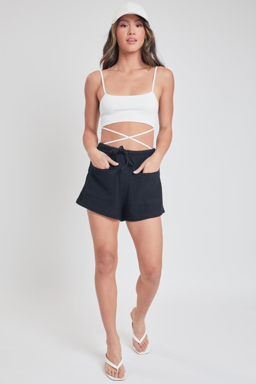 Women's Drawstring Textured Shorts With Pockets