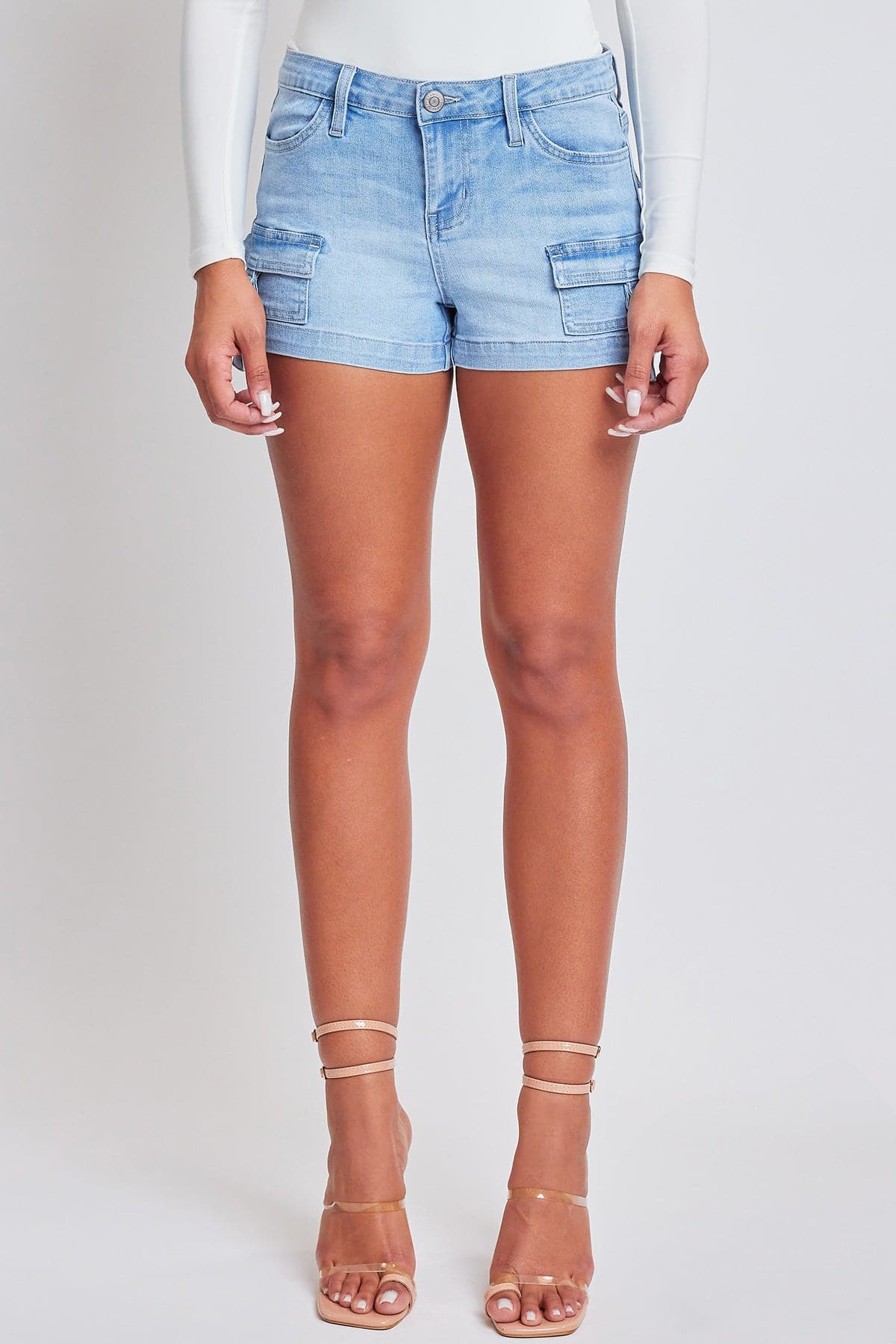 Women´s Denim Cargo Shorts with D-Ring Detail