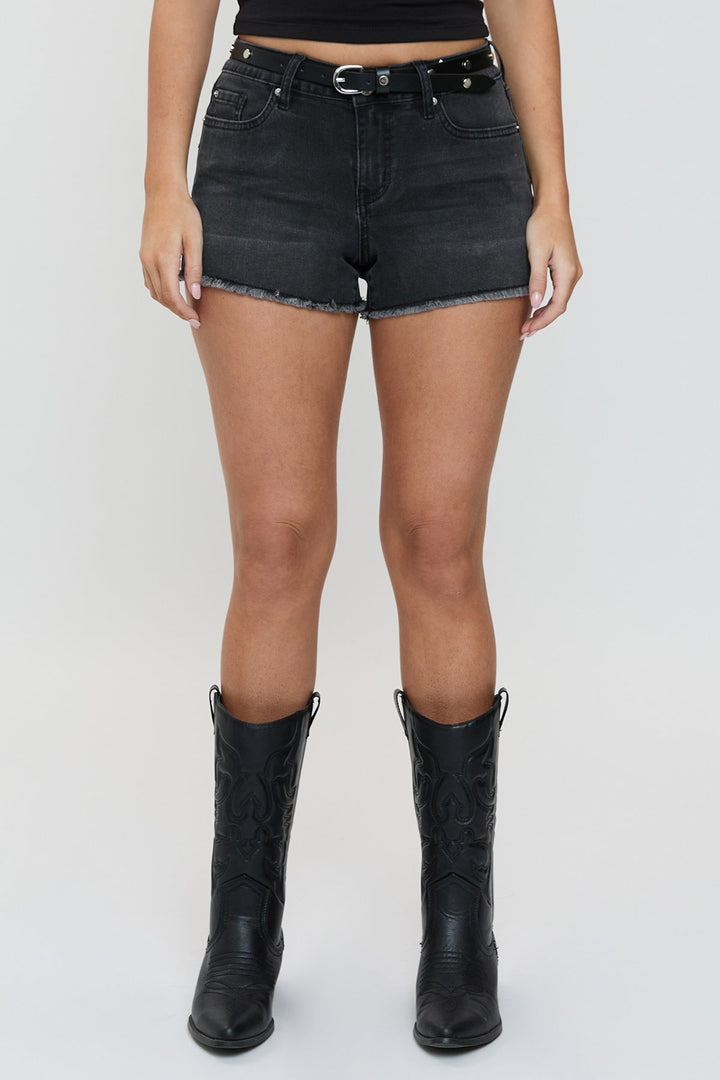 Women's Mid Rise Belted Fray Hem Shorts