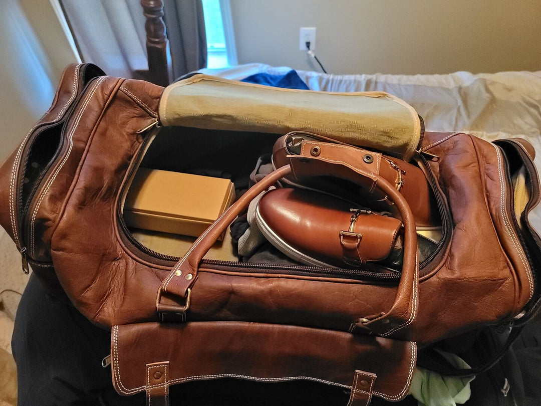 Traveler Weekender Duffle Bag + FREE Toiletry Bag (ZIPIFY)