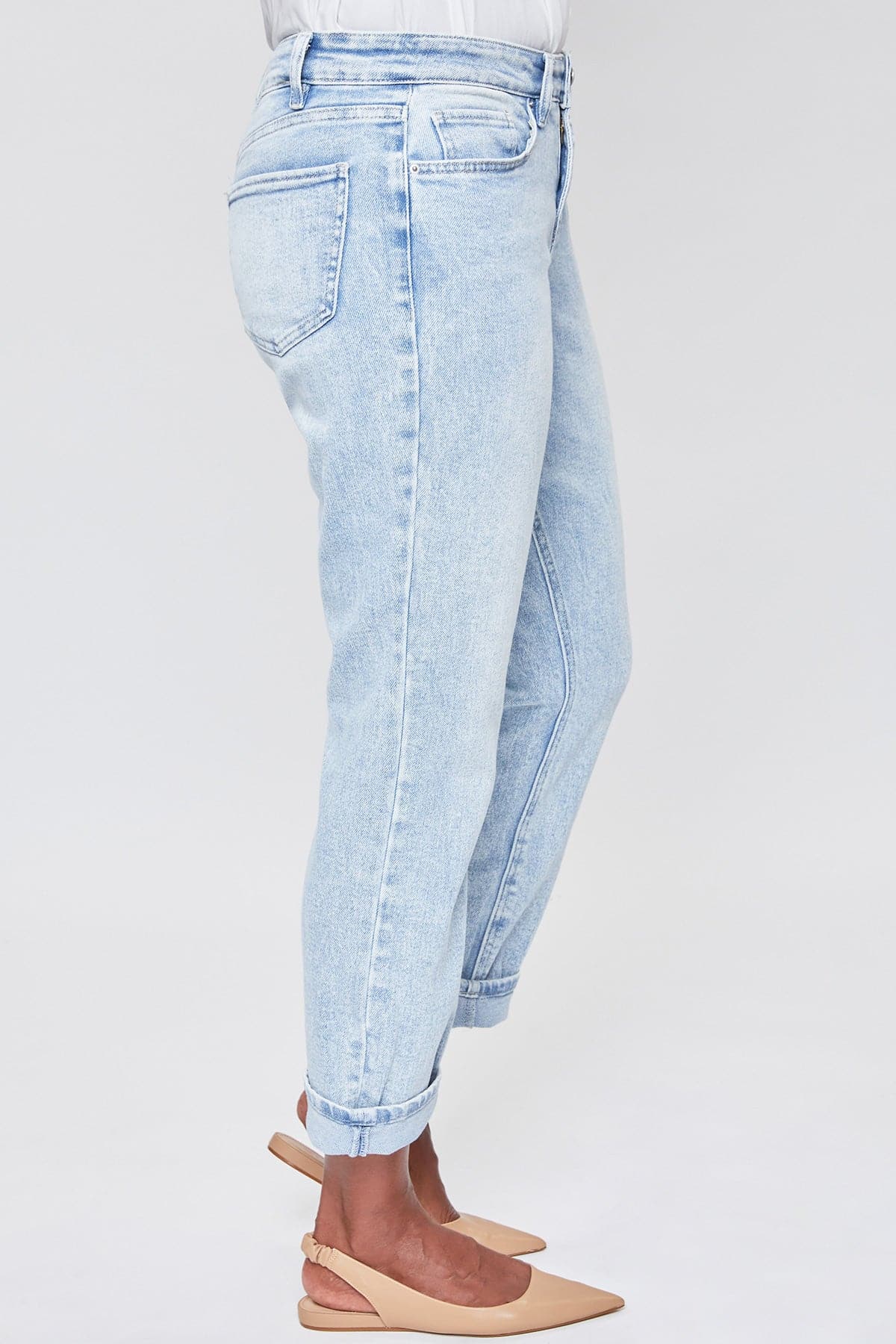 Women's High Rise Vintage Wash Straight Cuff Jean