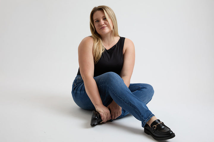 Women's Plus High Rise Curve Confidence WannaBettaButt Straight  Jeans