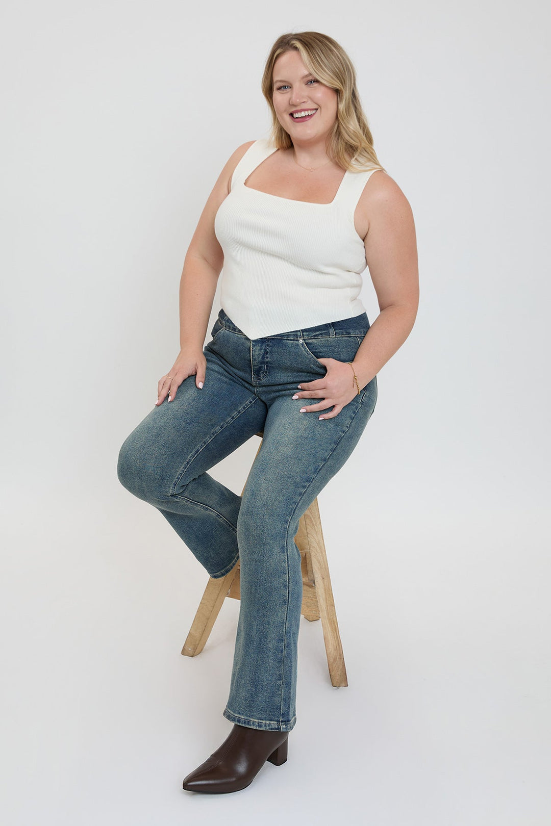 Women's Plus 3-Button Bootcut Jeans