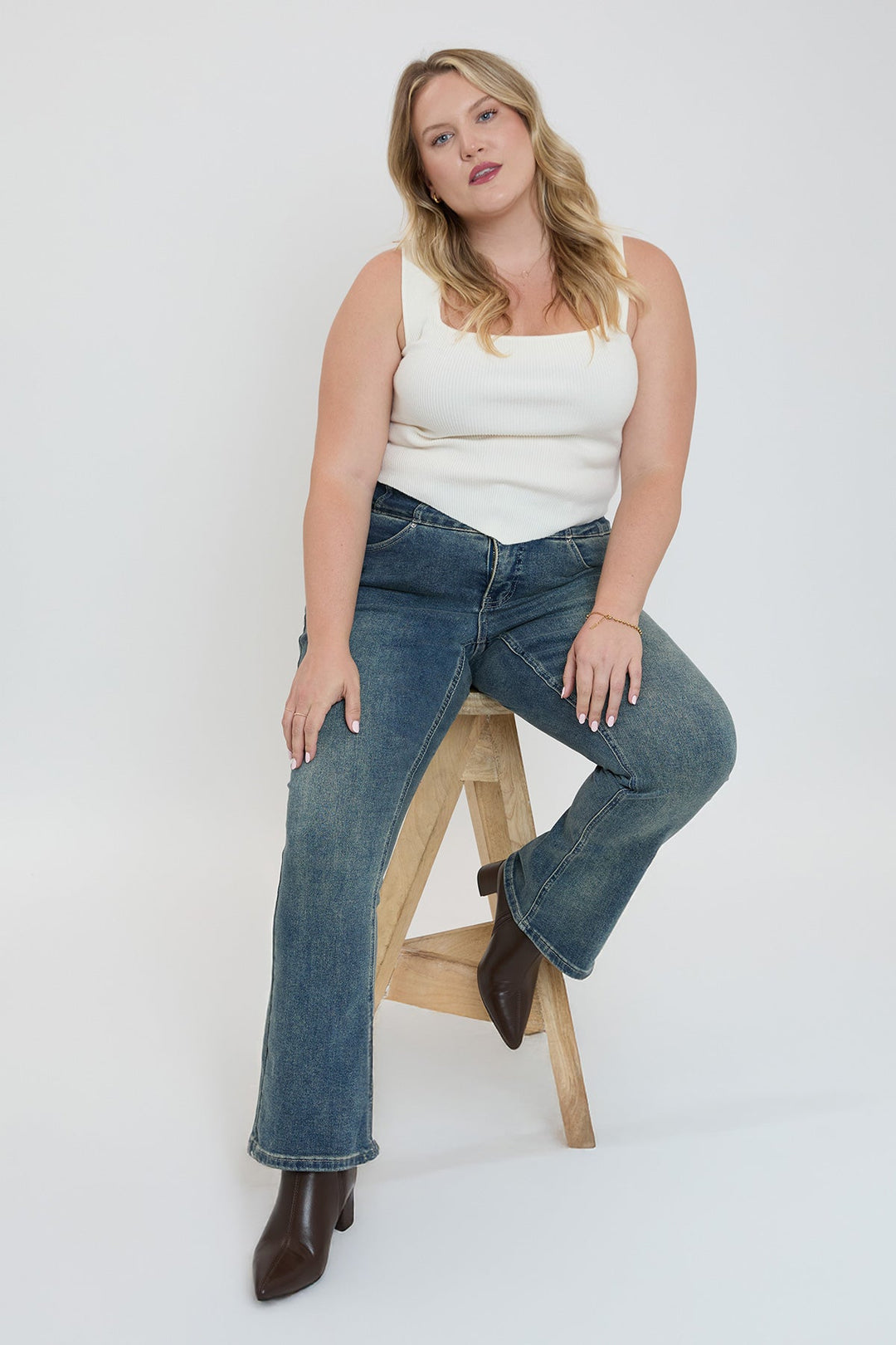 Women's Plus 3-Button Bootcut Jeans