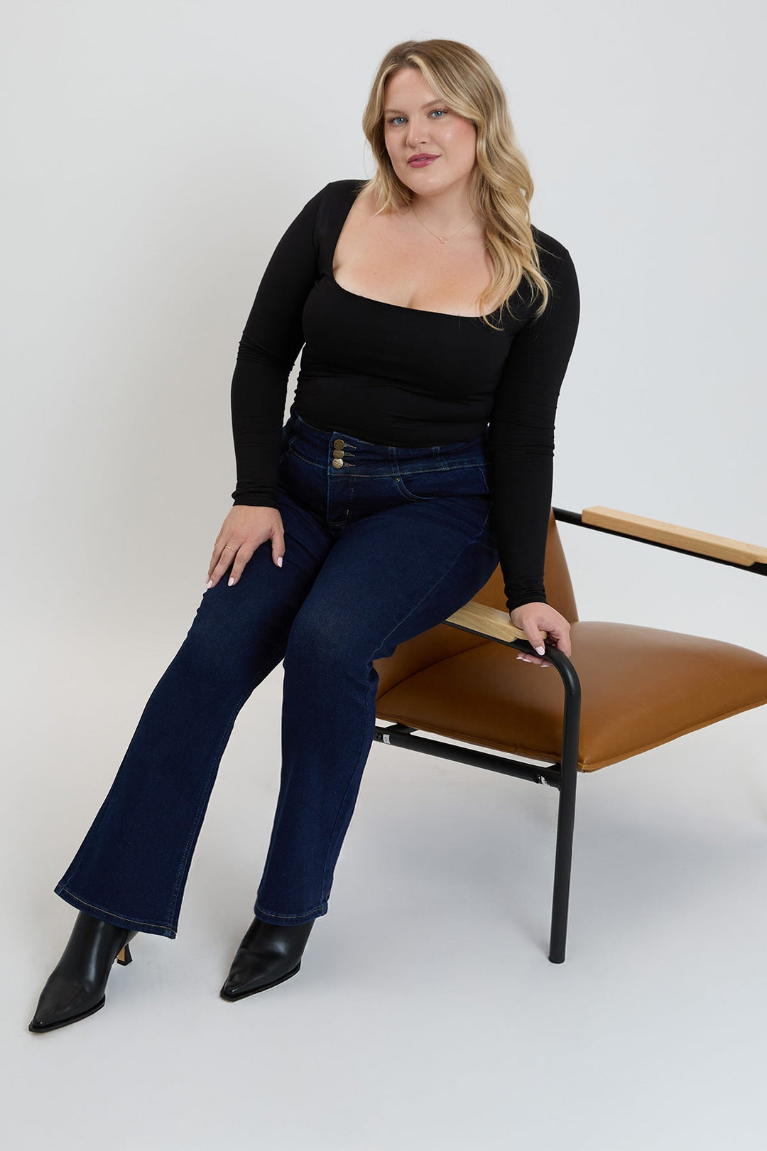 Women's Plus 3-Button Bootcut Jeans