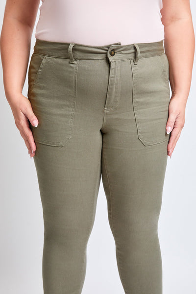 Women's Plus Size Mid Rise Frayed Ankle Pants