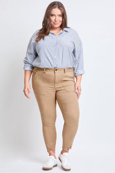 Women's Plus Size Mid Rise Frayed Ankle Pants