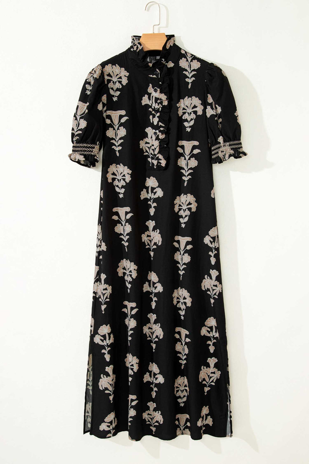 Black Floral Print Frilled Collar Short Puff Sleeve Plus Size Maxi Dress