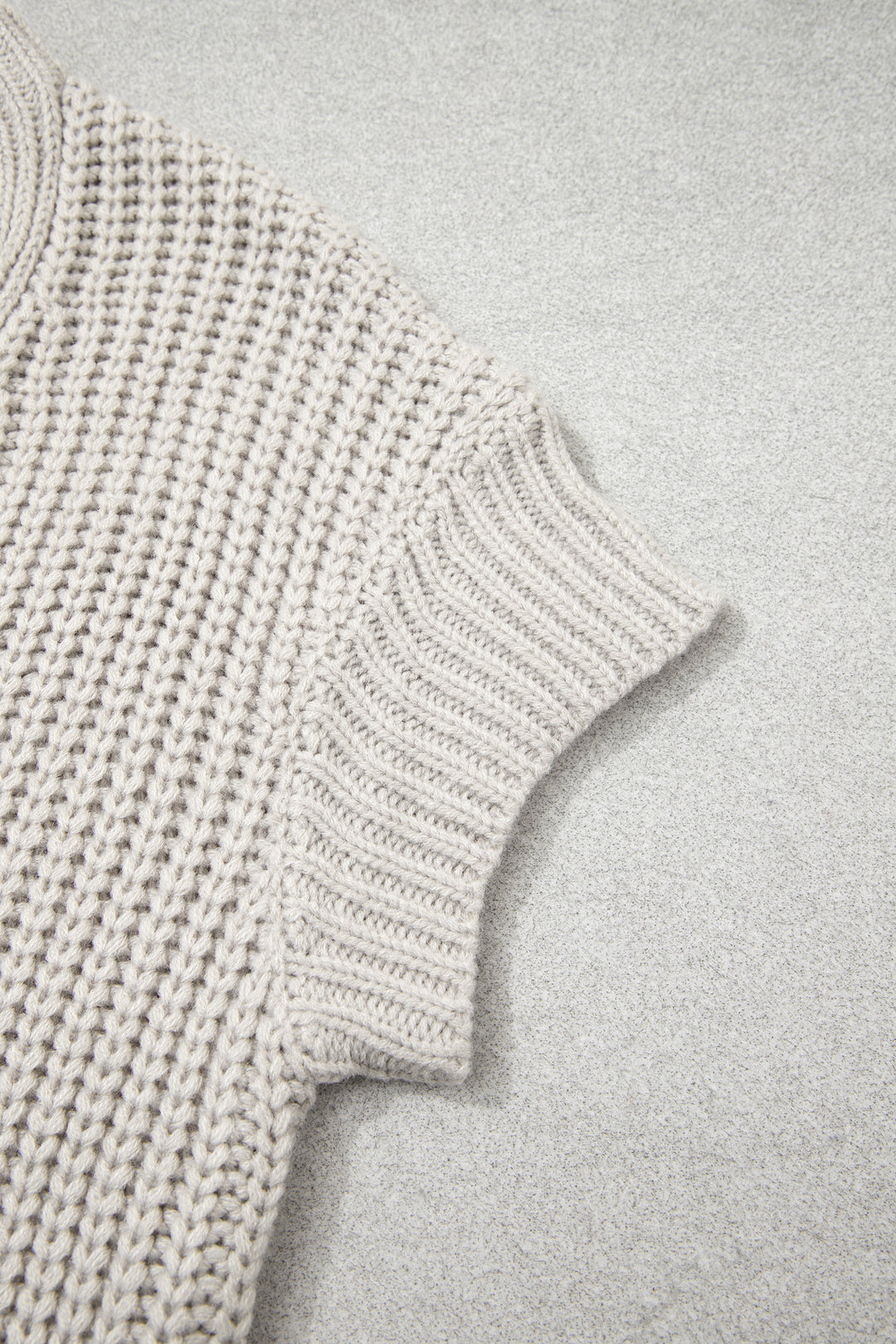Jet Stream Solid Color Short Sleeve Zipper Knit High Neck Sweater