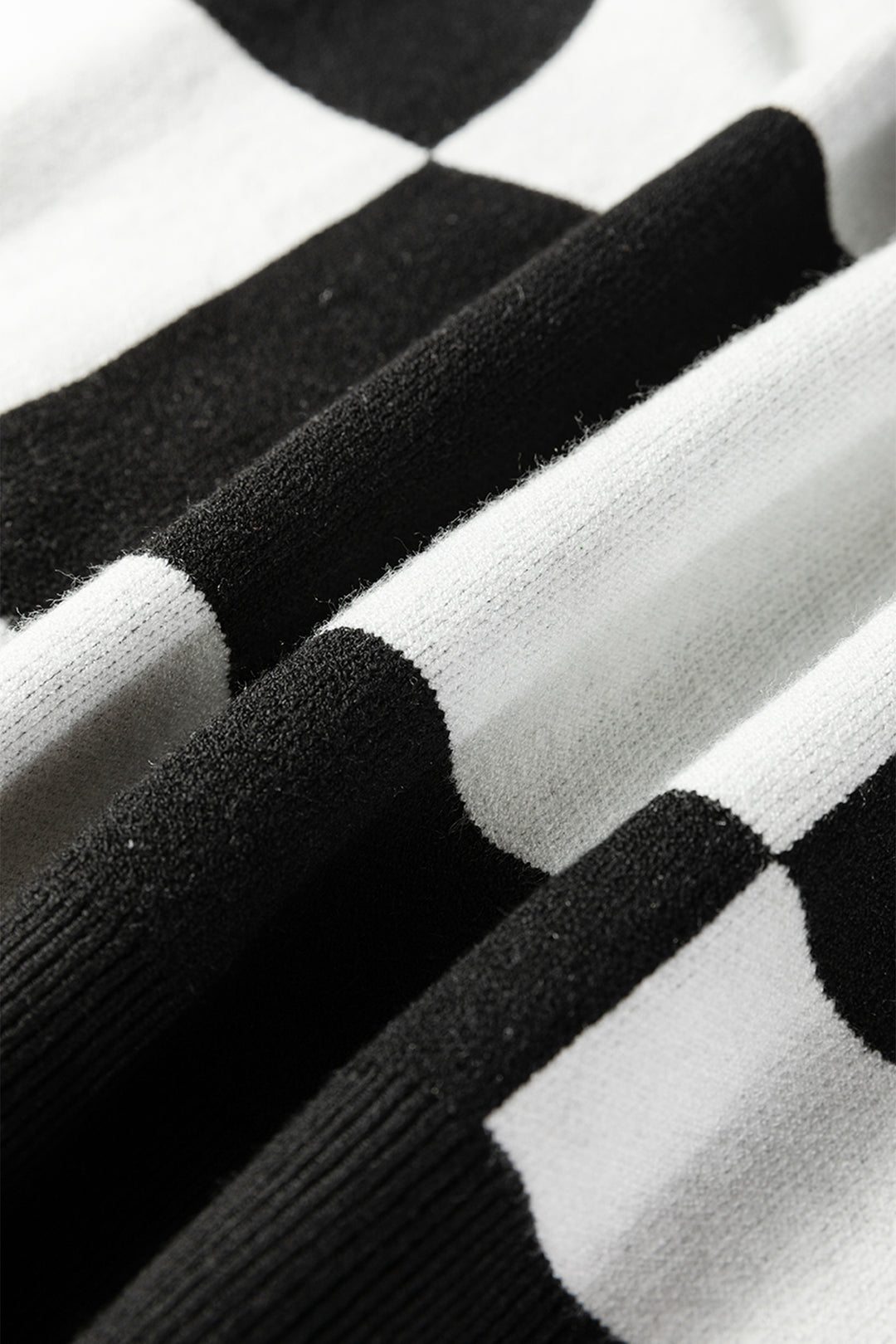 Black Checkered Pattern Loose Drop Shoulder Half Sleeve Sweater