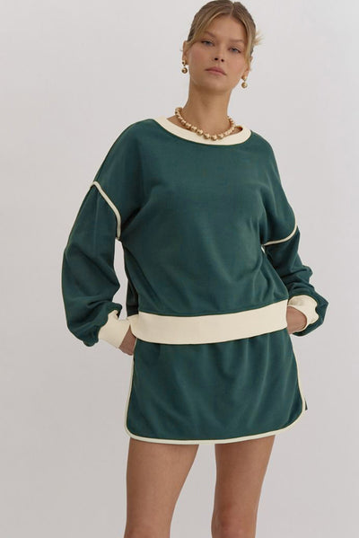 Evergreen Color Contrast Loose Pullover and Lace-up Waist Skirt Set