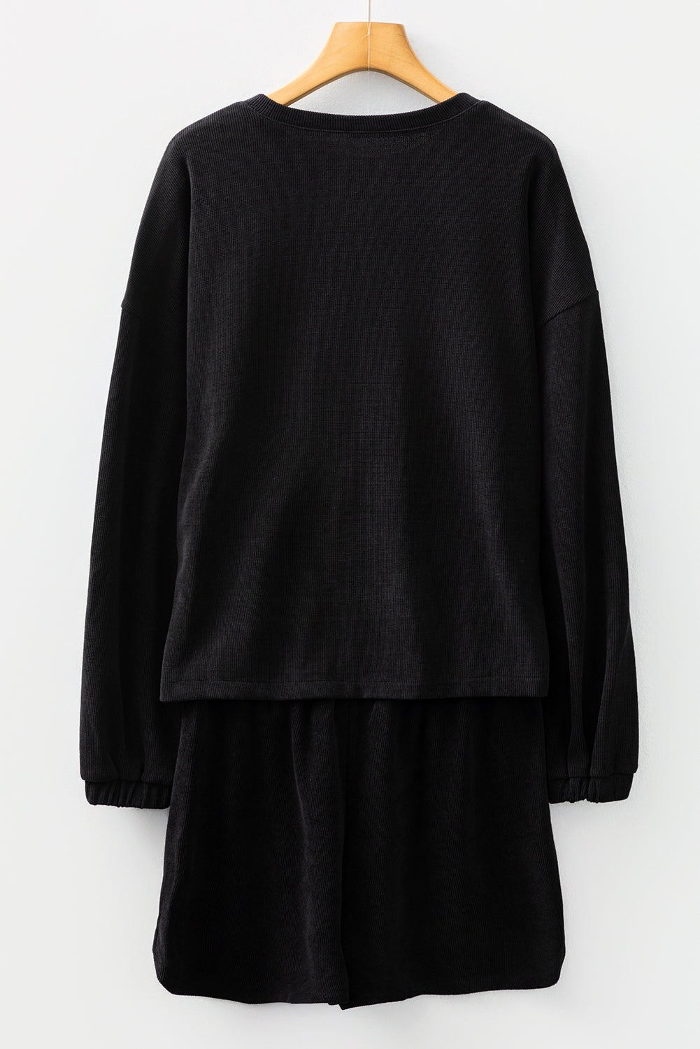 Black Solid Color Textured Knit Drop Shoulder Pullover Drawstring Shorts Set