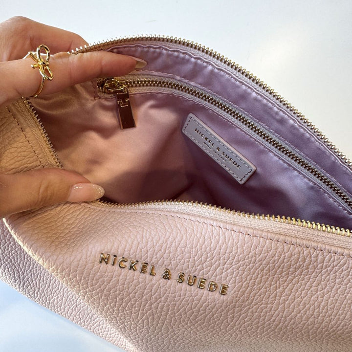 Blush Essential Pouch