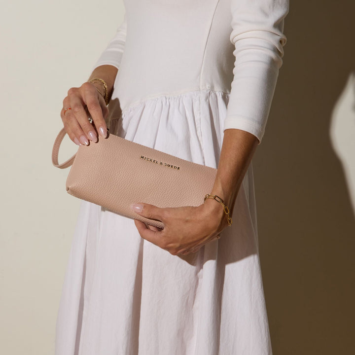 Blush Essential Pouch