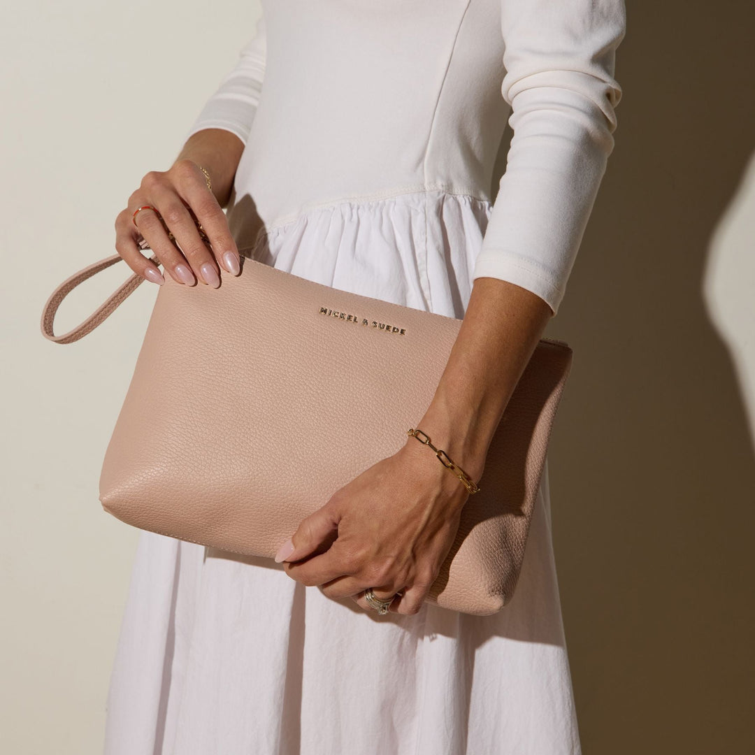 Blush Essential Pouch