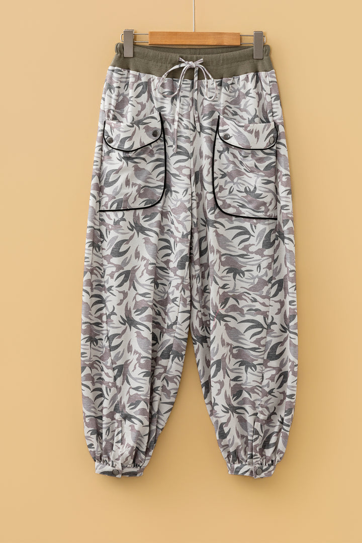 Multicolour Drawstring Contrast Waistband Camouflage Cargo Barrel Pants