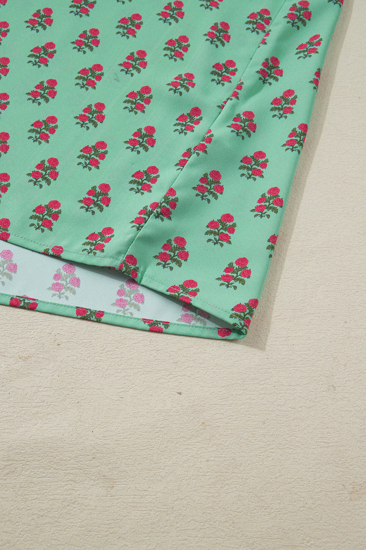 Green Plus Size Floral Print Contrast Trim V Neck Bracelet Sleeve Blouse