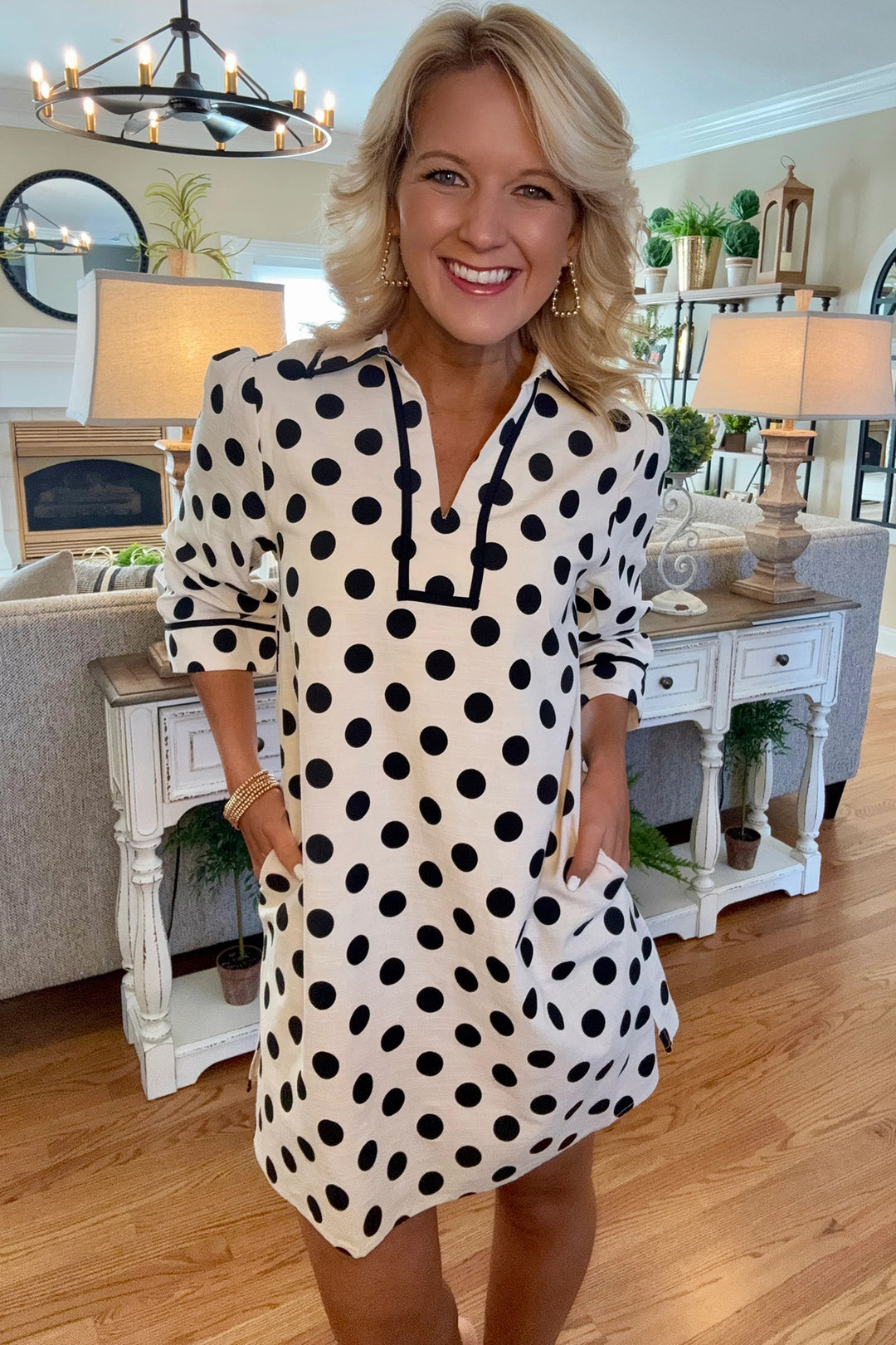 White Polka Dot Half Sleeve Collar V Neck Pocketed Casual Mini Dress
