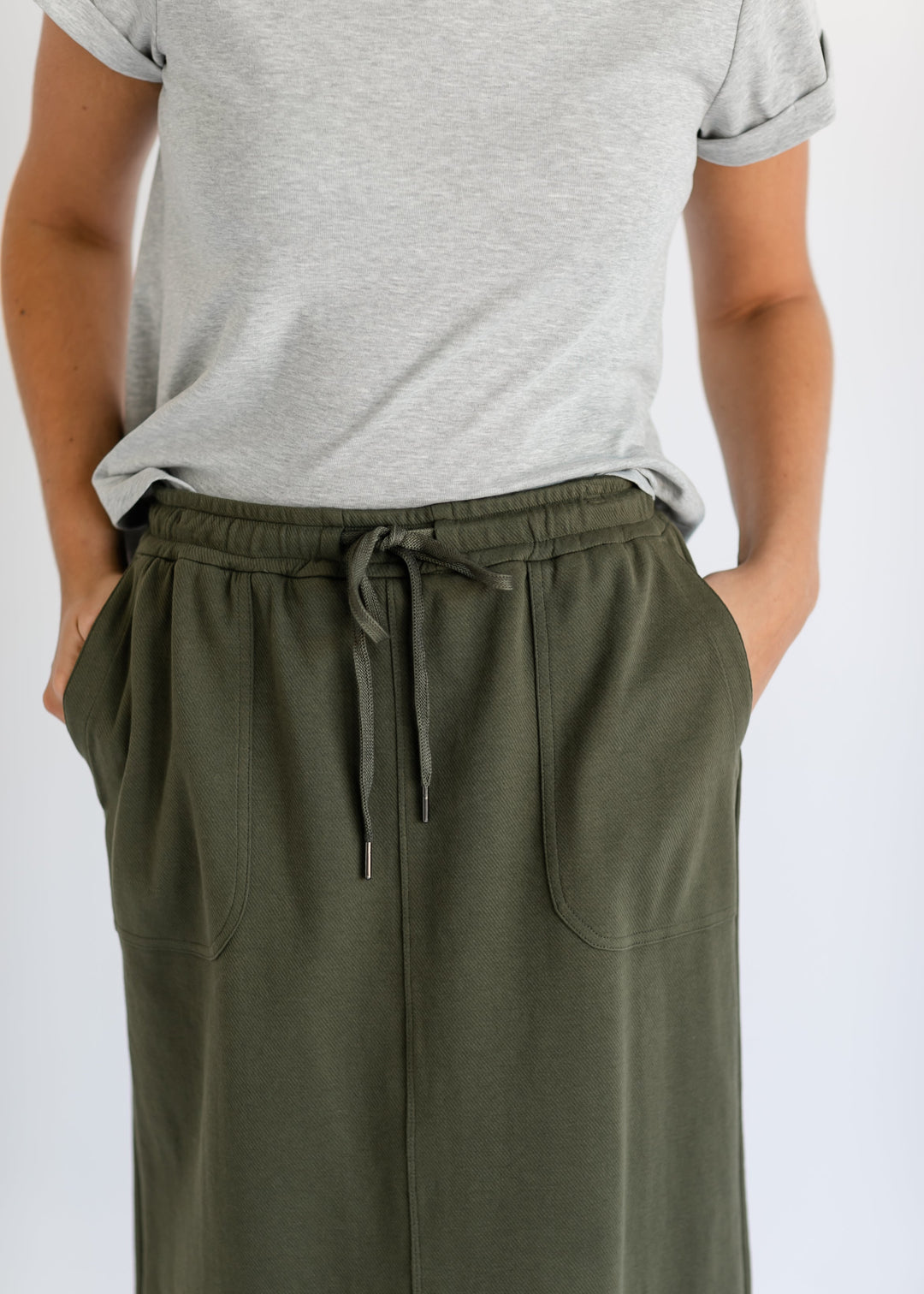 Dani Everyday Midi Skirt