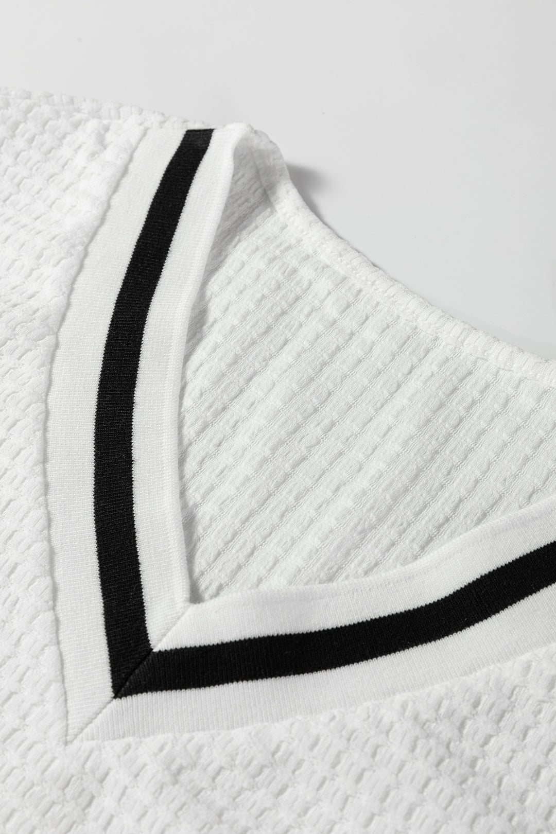 White Textured Knit Preppy Striped Trim V Neck Pullover Waffle Top