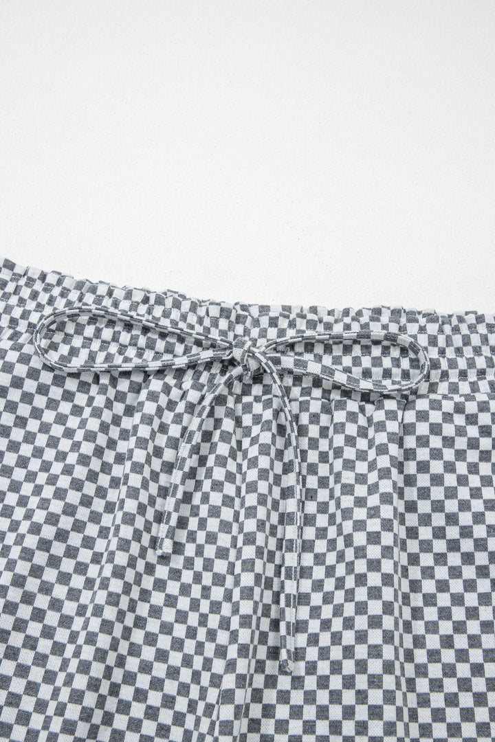 Gray Checkerboard Print Drawstring Elastic Waist Pocketed Shorts