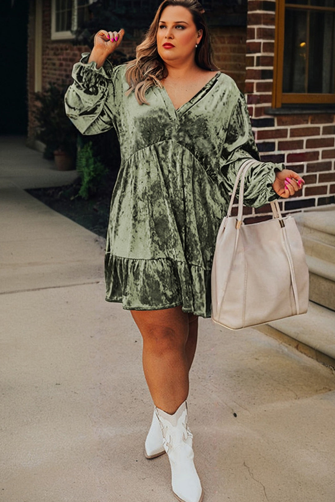 Coffee Plus Size Velvet Babydoll Mini Dress with Puff Sleeve