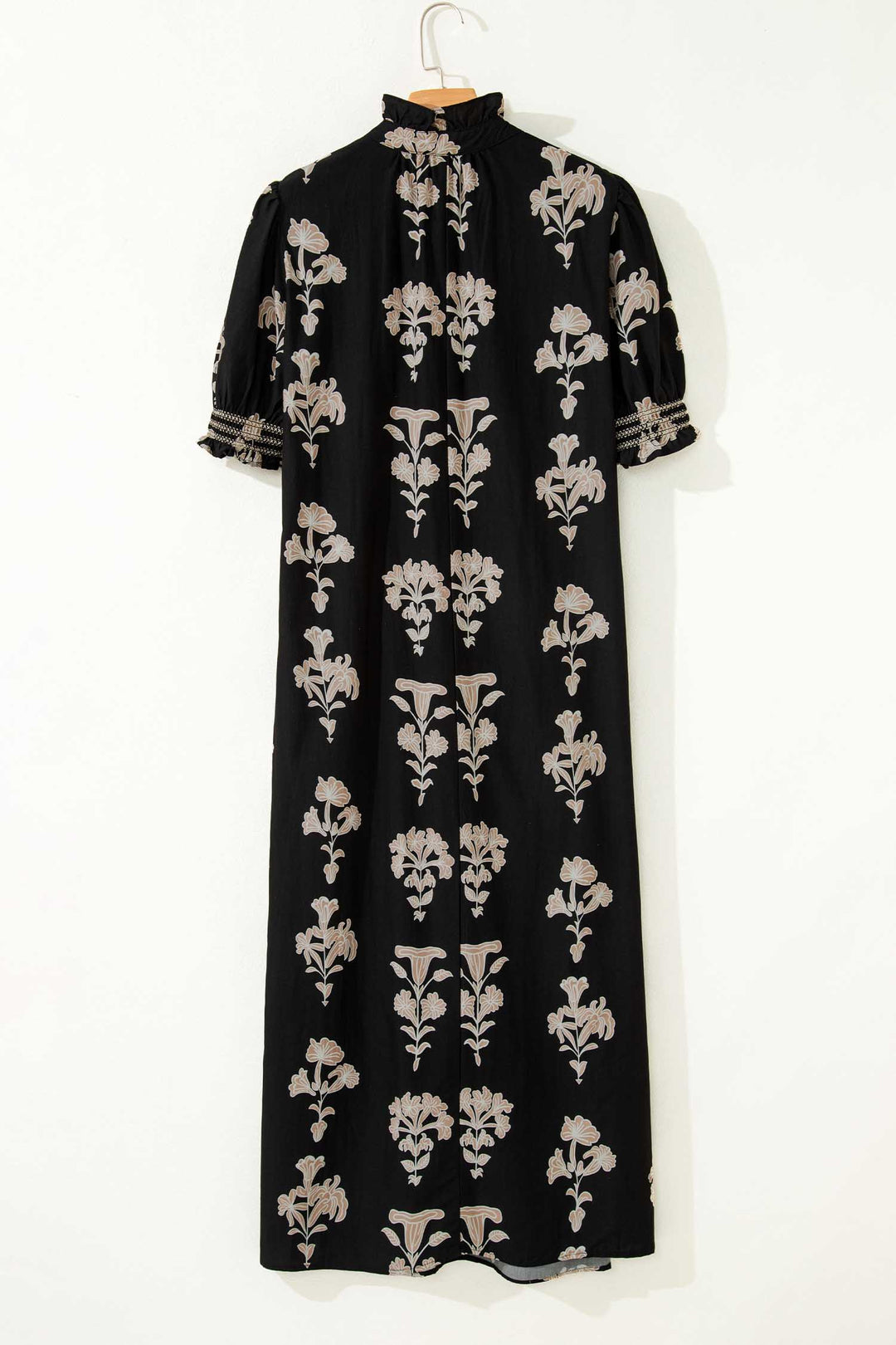 Black Floral Print Frilled Collar Short Puff Sleeve Plus Size Maxi Dress