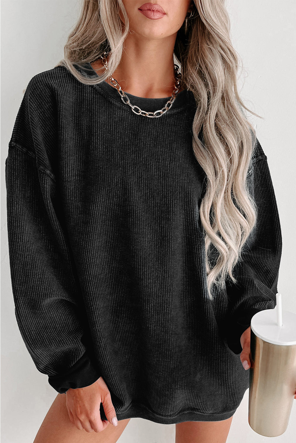 Black Solid Ribbed Knit Round Neck Pullover Sweatshirt