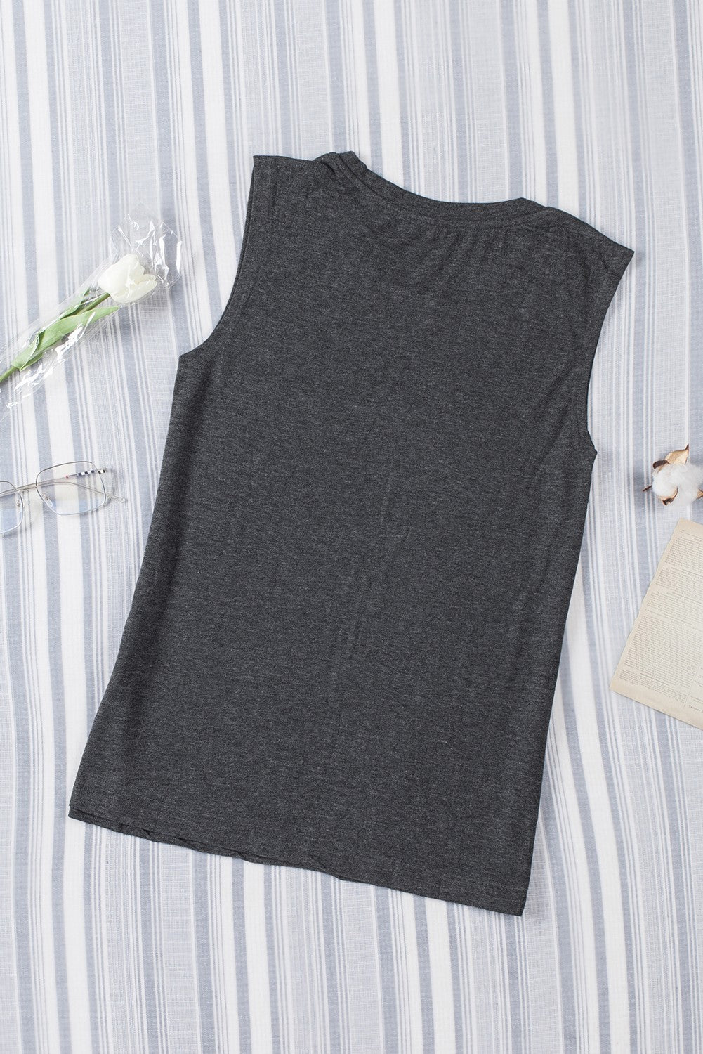 Gray Solid Color Crew Neck Loose Tank Top