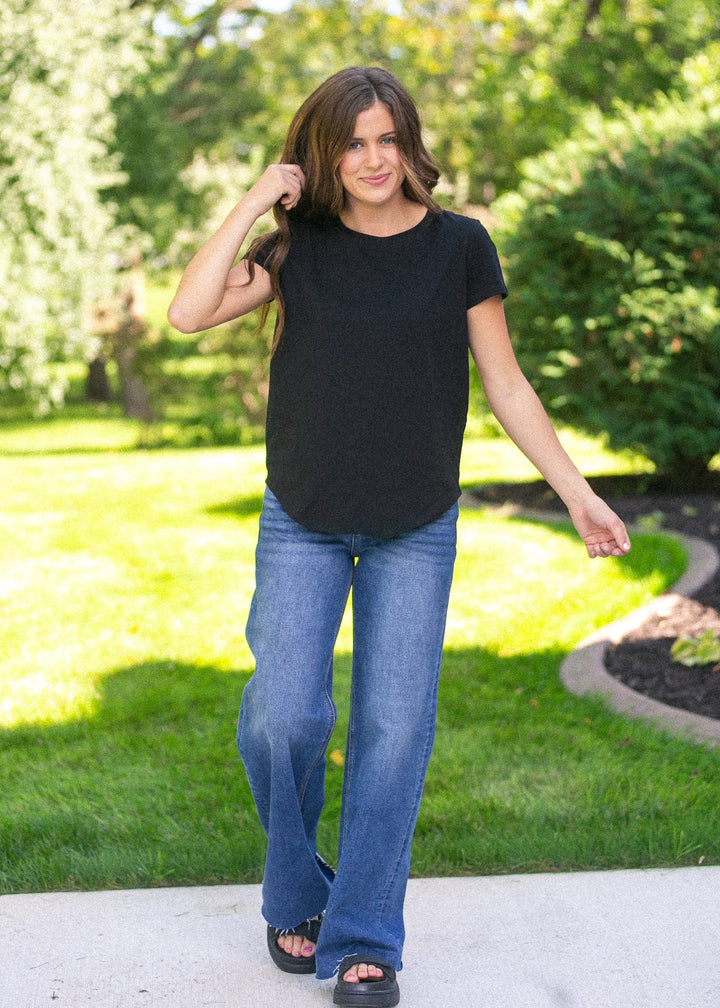 Essential Crew Basic T-shirt