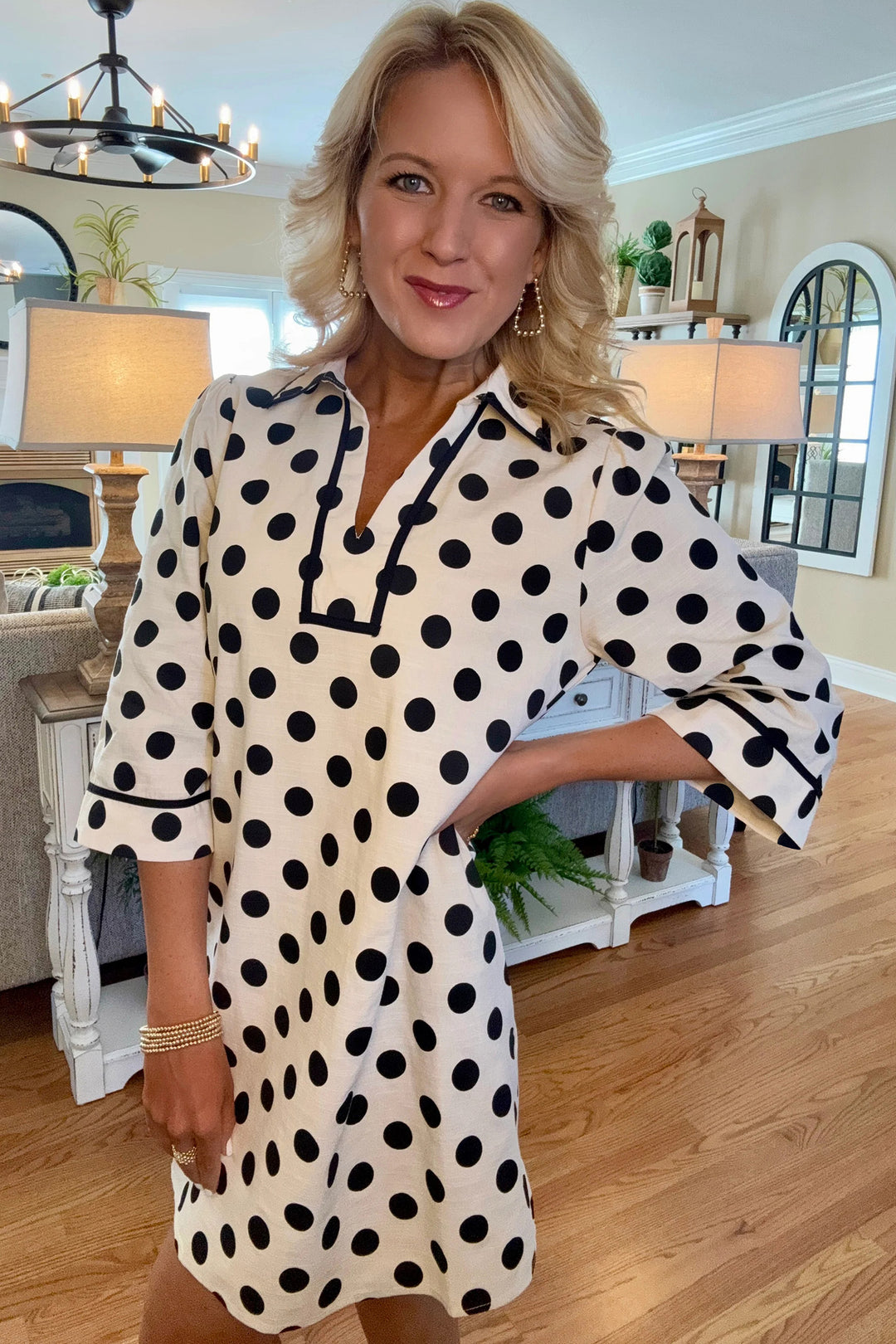 White Polka Dot Half Sleeve Collar V Neck Pocketed Casual Mini Dress