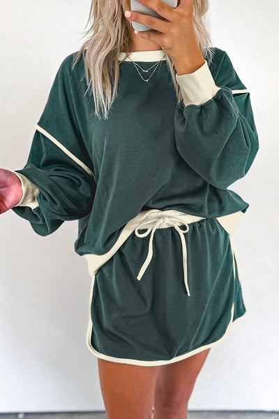 Evergreen Color Contrast Loose Pullover and Lace-up Waist Skirt Set