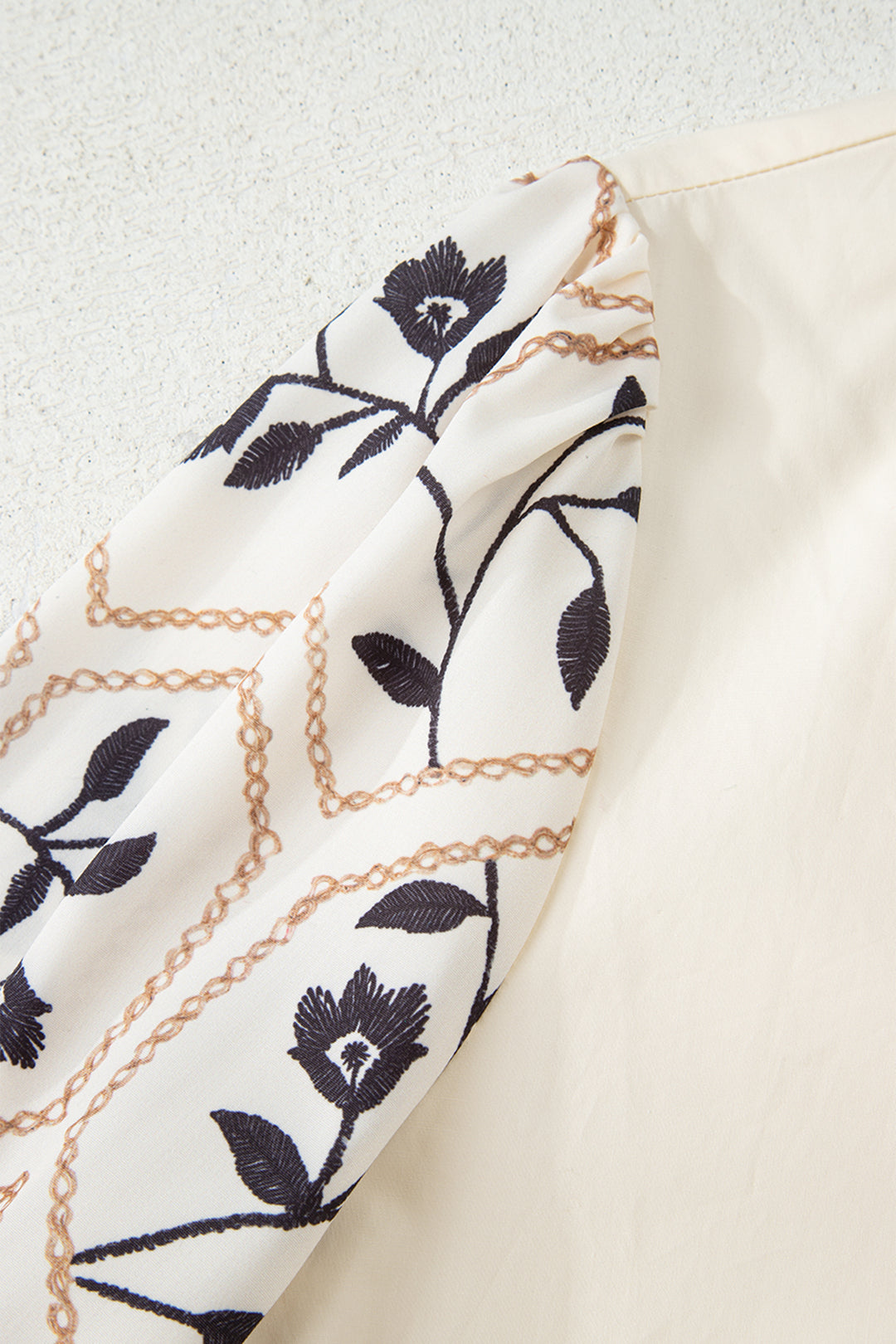 White Floral Puff Sleeve Contrast V Neck Patchwork Blouse