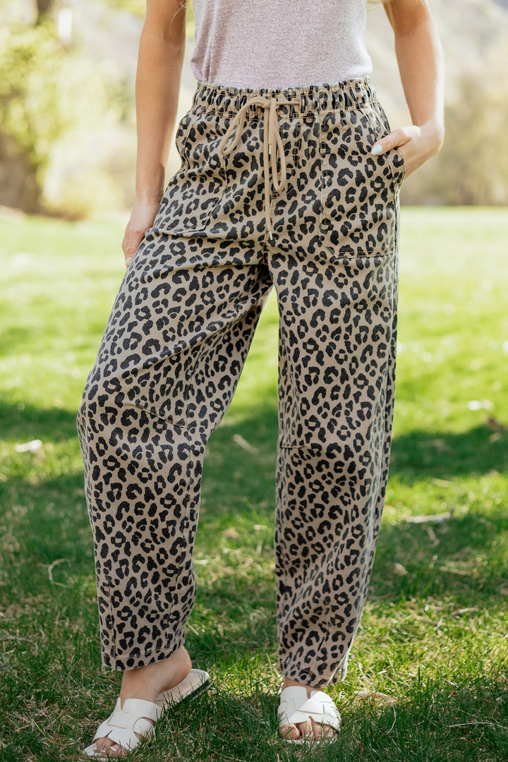 Khaki Leopard Print Drawstring Elastic Waist Loose Denim Pants with Pockets
