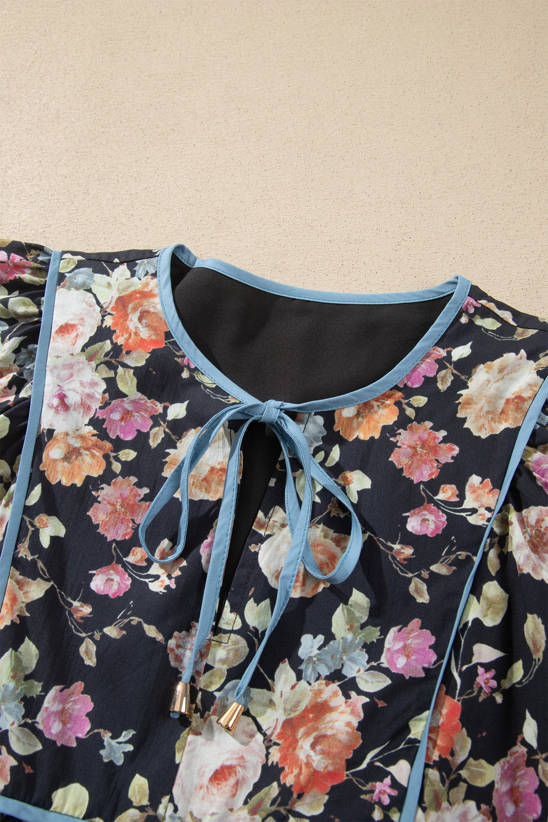 Black Floral Print Contrast Trim Tie V Neck Bracelet Sleeve Blouse