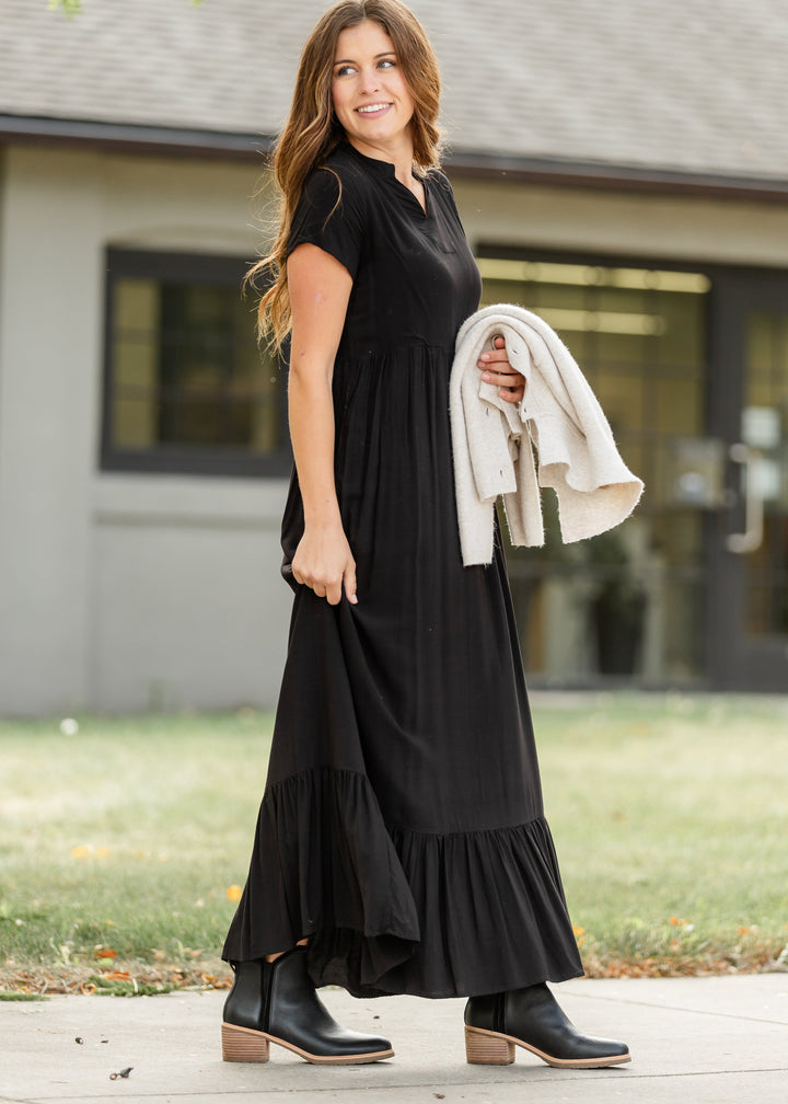 Jaydrien Flutter Sleeve Maxi Dress