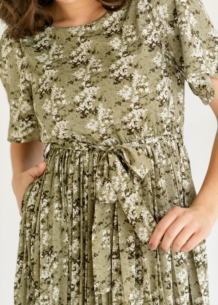 Louise Short Sleeve Pleated Midi Dress