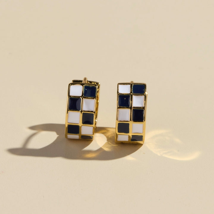 Navy & White Checkered Enamel Huggies